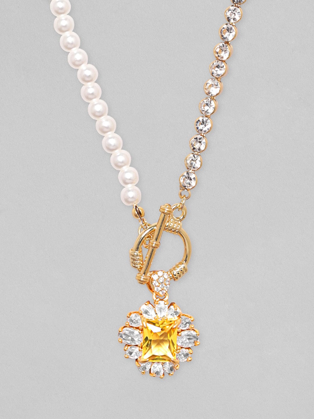 Rubans Voguish Chain & Pearl Multi Textured Pendant Necklace Gold
