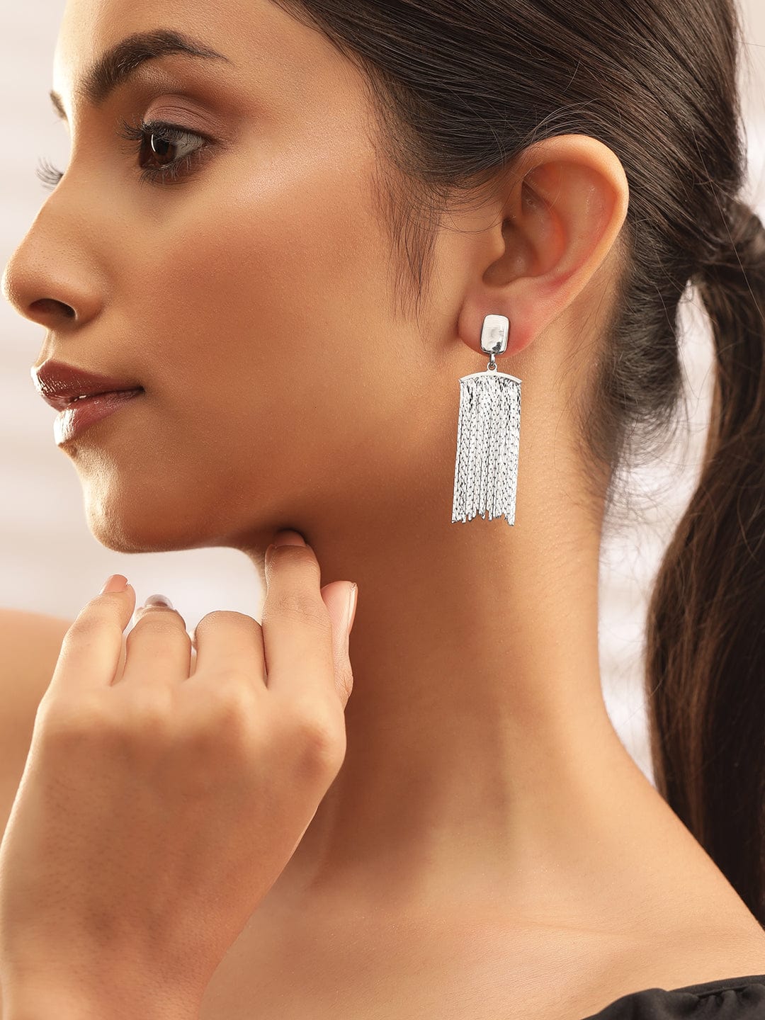 A Stream of Silver Dreams Long Earrings フリーサイズ