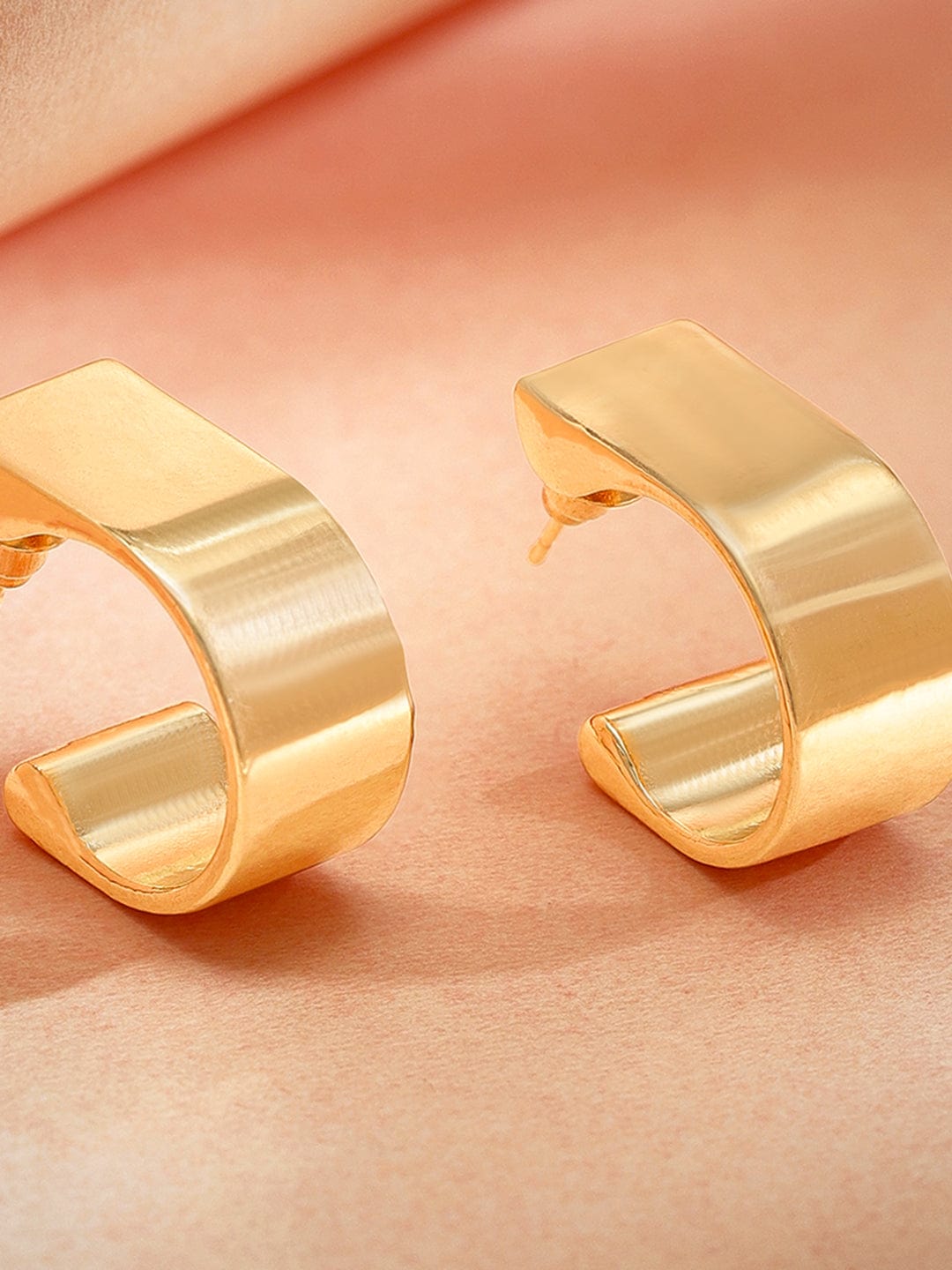 【Rubans】 Voguish Elegant Allure Gold Plated Hoop Earrings｜ヴォーギッシュ エレガントアリュール ゴールドメッキ フープイヤリング