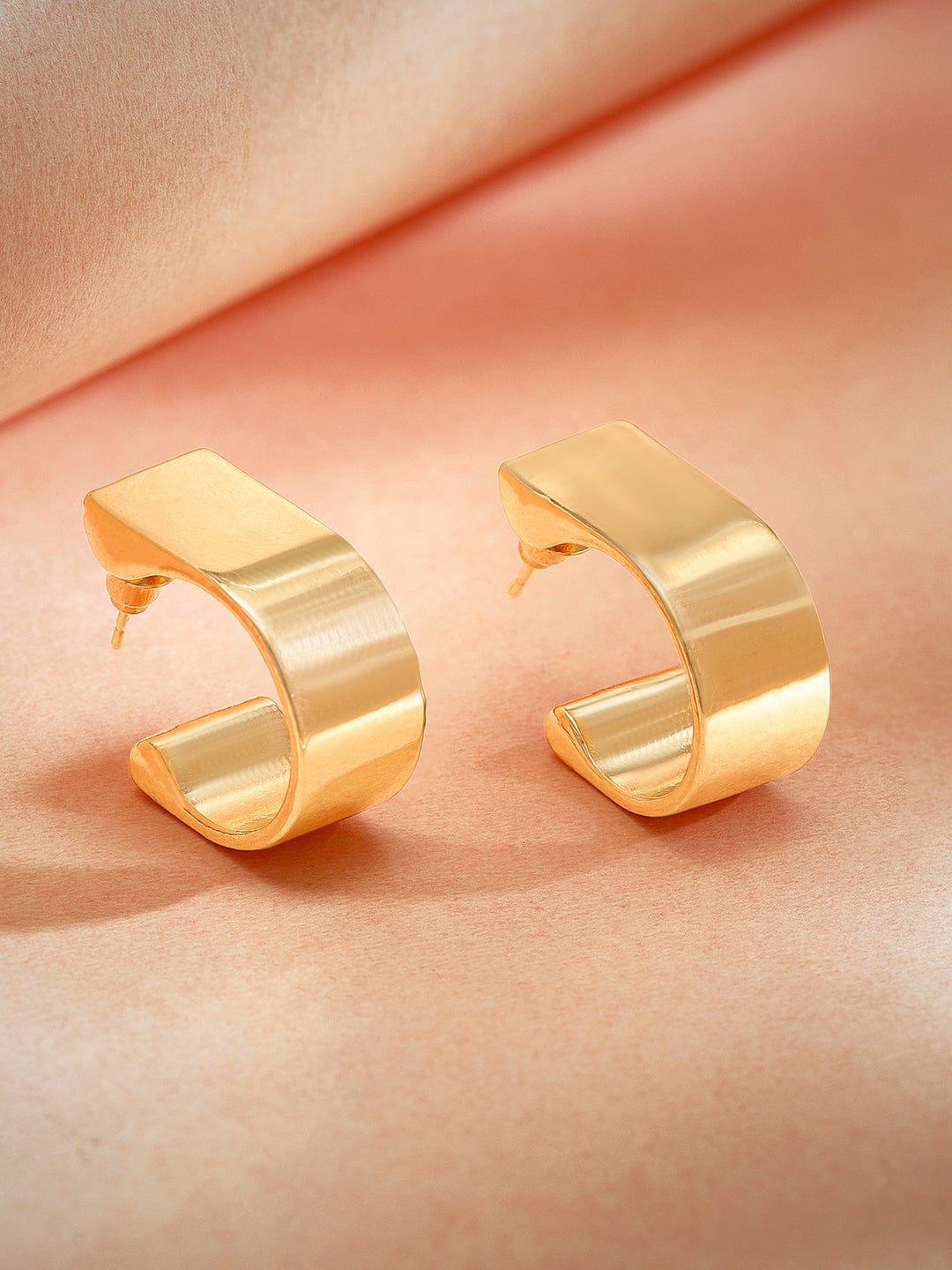 【Rubans】 Voguish Elegant Allure Gold Plated Hoop Earrings｜ヴォーギッシュ エレガントアリュール ゴールドメッキ フープイヤリング