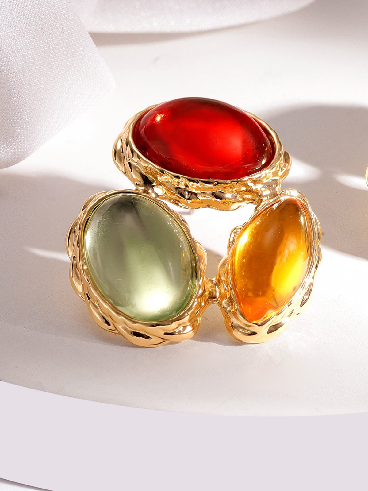 【Rubans】 Voguish Gold Plated Multicolor Stone Studded Stud Earrings｜ヴォーギッシュ ゴールドメッキ マルチカラーストーン スタッドイヤリング