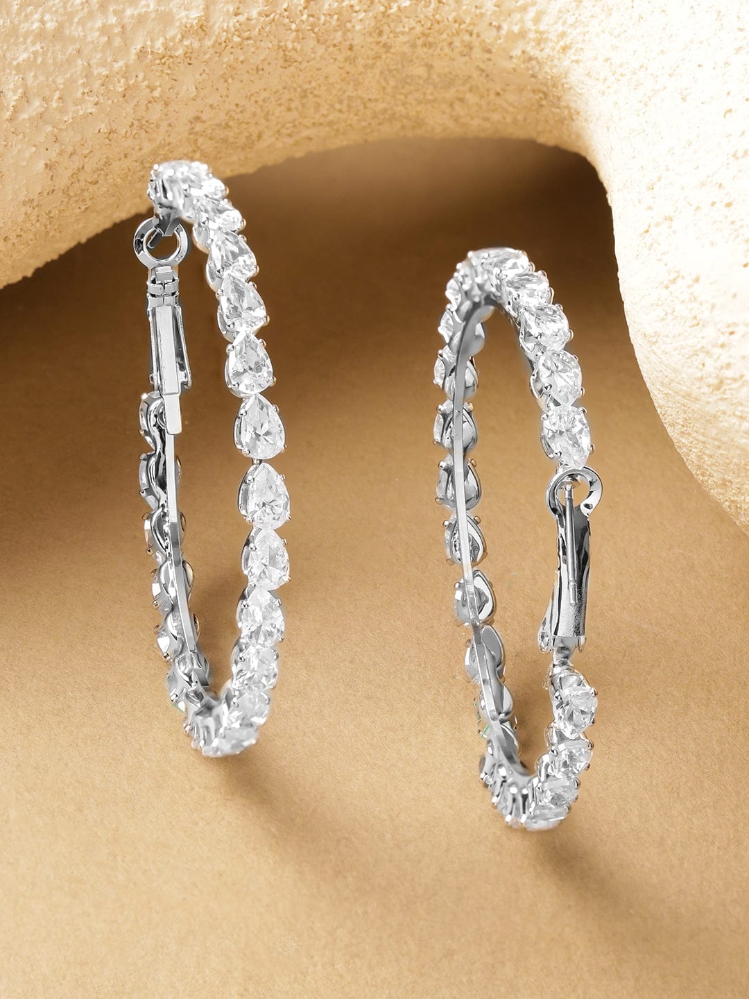 Crystal Studded Hoop Earrings フリーサイズ
