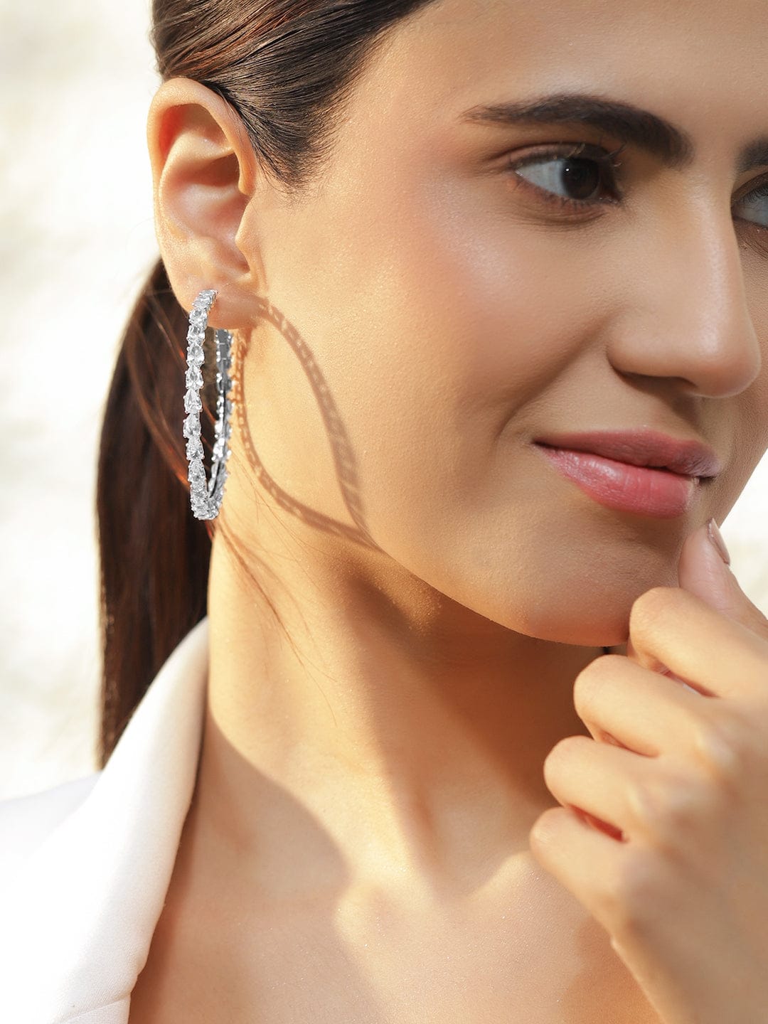 Crystal Studded Hoop Earrings フリーサイズ