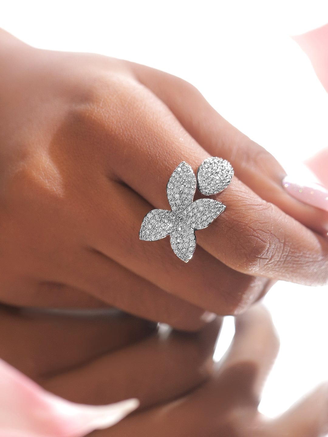 【Rubans】 Voguish Rhodium Plated Stainless Steel Floral CZ Adjustable Ring｜ヴォーギッシュ ロジウムメッキ ステンレス フローラル ジルコニア リング