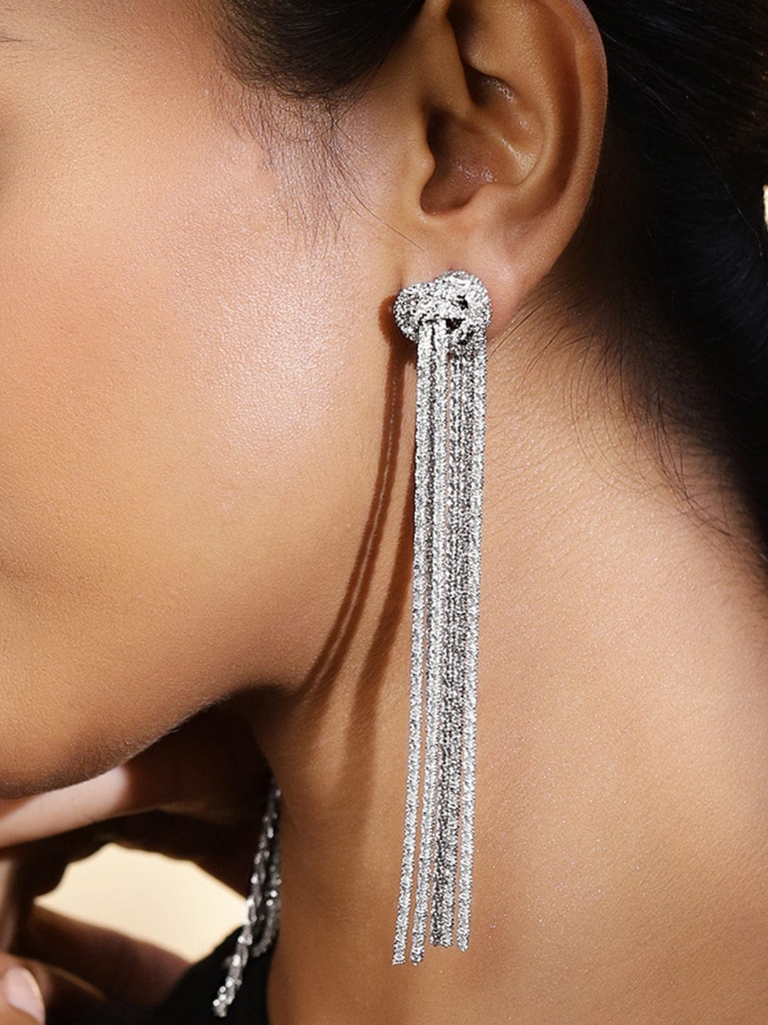 Midnight Sparkle Knotted Chain Dangle Earrings フリーサイズ