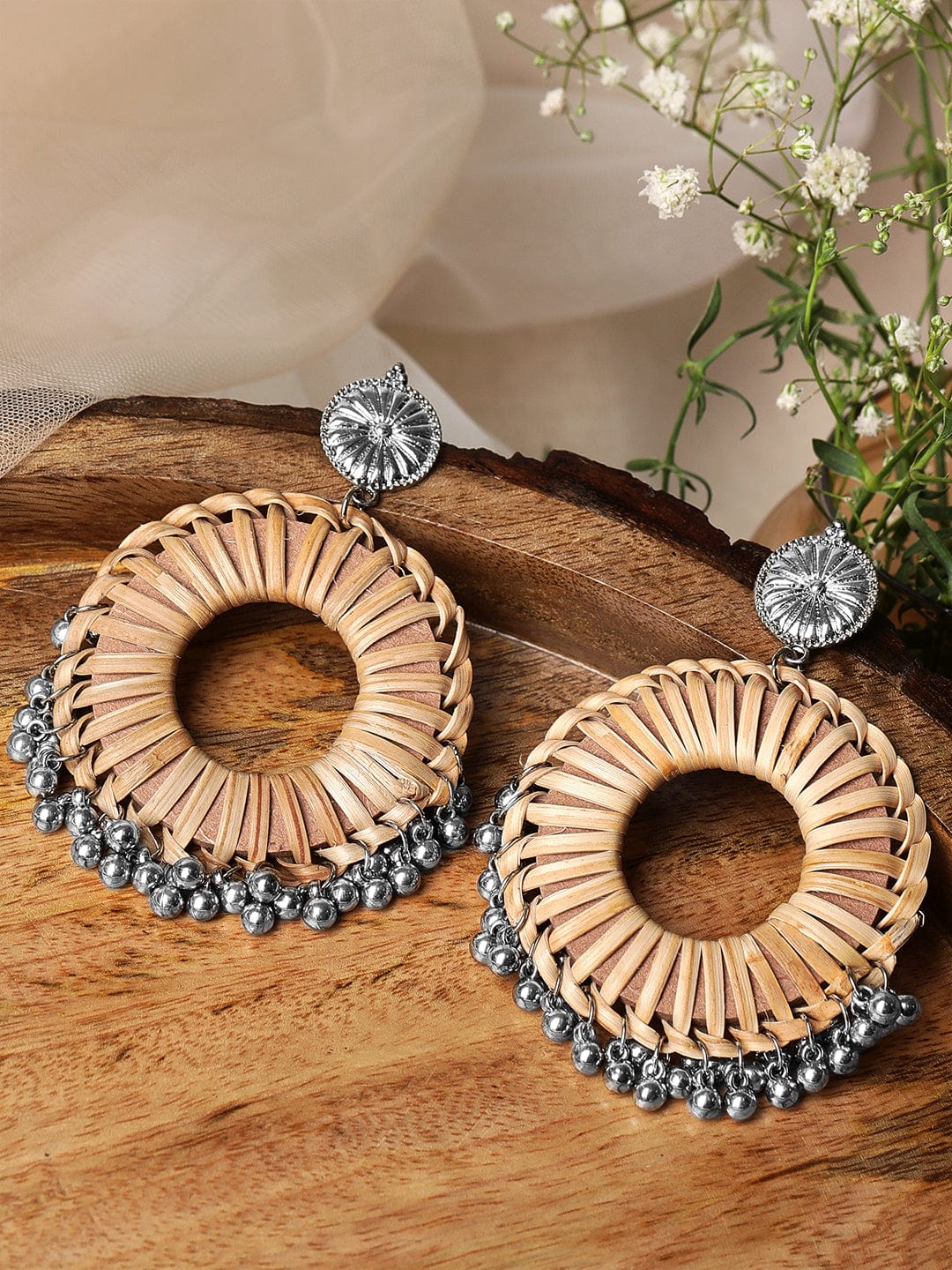 【Rubans】 Voguish Silver-Toned Classic Hoop Earrings｜ヴォーギッシュ シルバートーン クラシック フープイヤリング