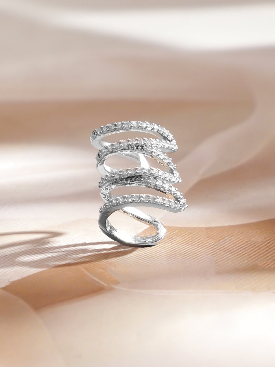 【Rubans】 Voguish Rhodium Plated Stainless Steel Spiral CZ Ear Cuff｜ヴォーギッシュ ロジウムメッキ ステンレス スパイラル イヤカフ