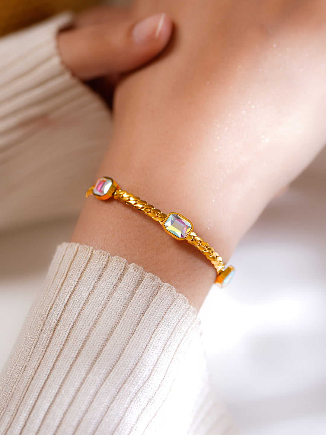 Demi Fine 18K Gold Plated Stainless Steel Rainbow Crystal Chain Bracelet フリーサイズ