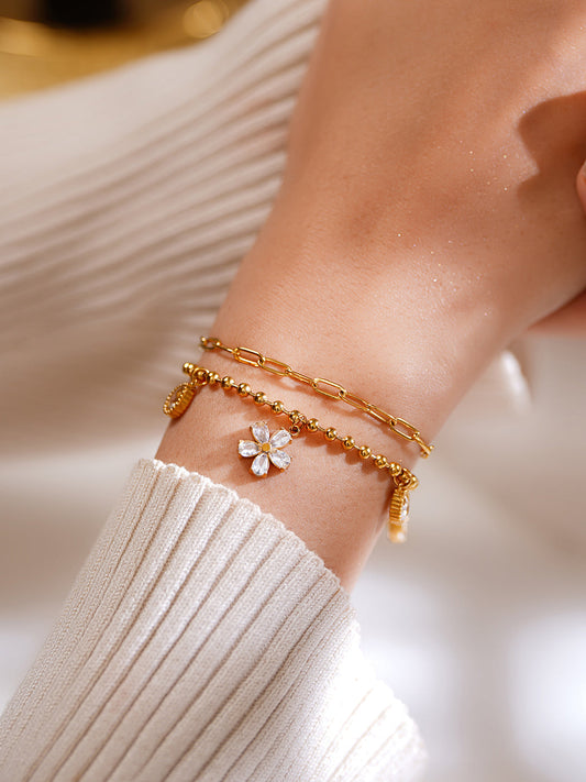 Demi Fine 18K Gold Plated Stainless Steel Daisy Crystal Charm Bracelet フリーサイズ