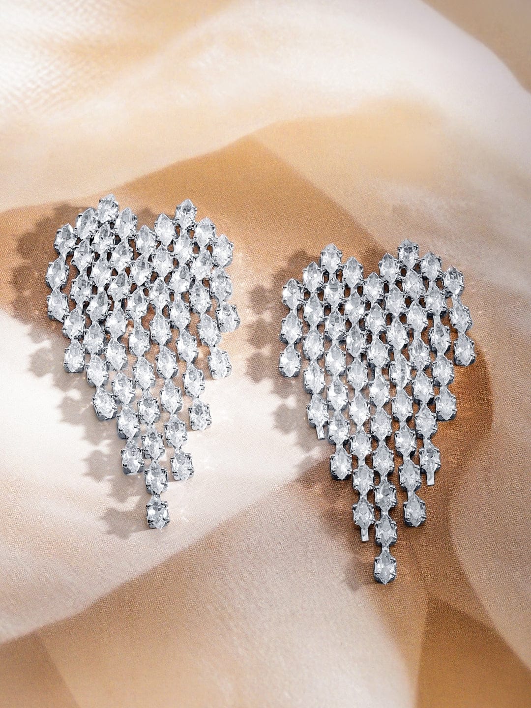 【Rubans】 Starlit Glam American Diamond Zirconia Danglers｜ロジウムメッキ ティアドロップ クリスタル ハート ダングルイヤリング