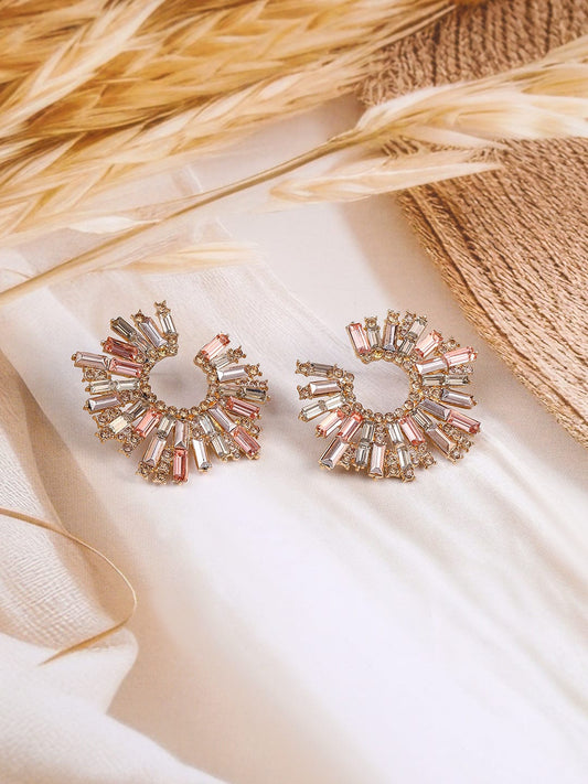 【Rubans】 Studded Fan-Shaped Stud Earrings｜18K ゴールドメッキ ストーン ファンシェイプ スタッドイヤリング