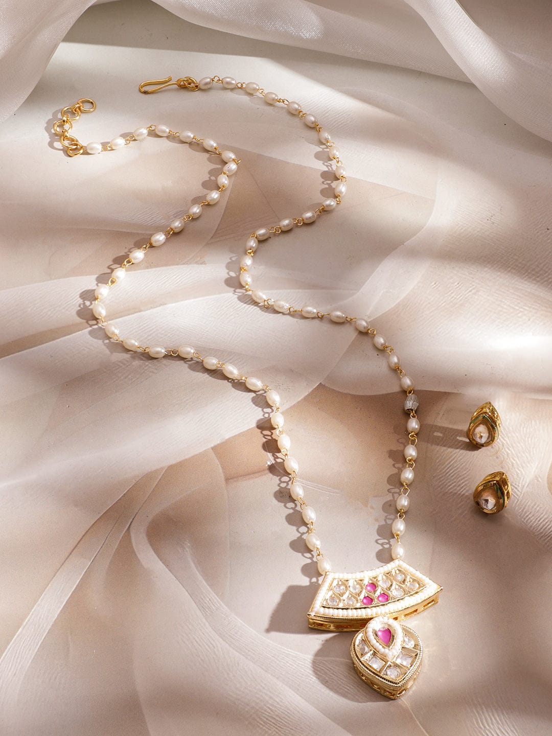 Subtle Spark Pink Kundan Necklace Set フリーサイズ