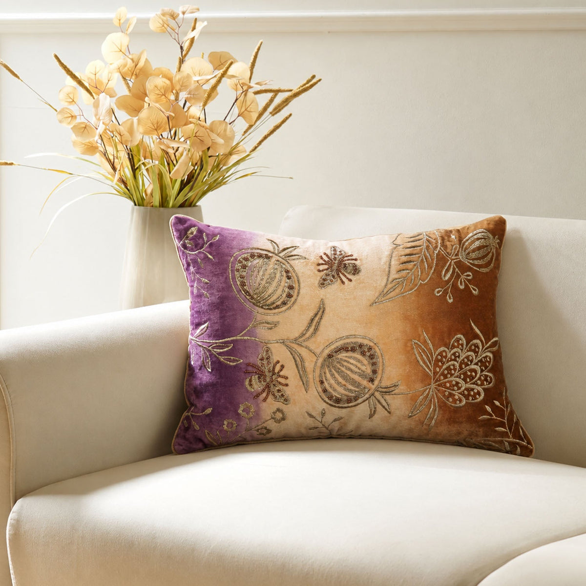 【Pure Home + Living】 Multi-Color Embroidered Cushion Cover｜マルチカラー 刺繍クッションカバー｜30×45cm｜ベルベット（裏面コットン）