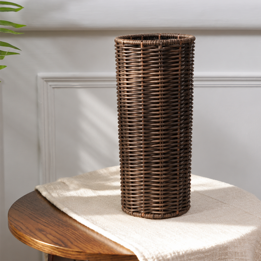 【Pure Home + Living】 Brown Wicker Design Decorative Vase｜ブラウン ウィッカーデザイン デコラティブ ベース（花瓶）｜15×15×30cm