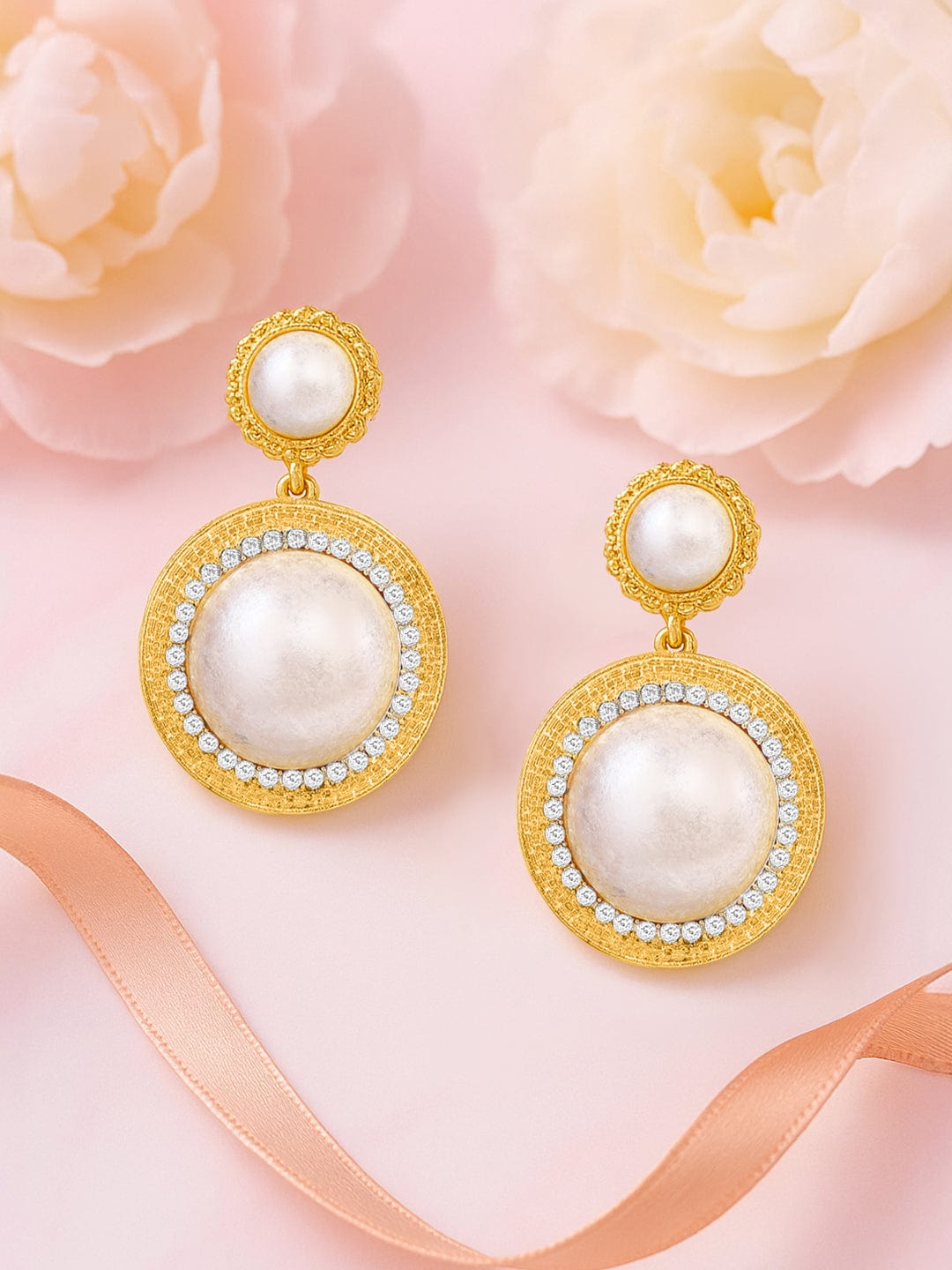 【Rubans】 Gold Plated Pearl Studded Party Wear Drop Earrings｜ゴールドメッキ パール パーティーウェア ドロップイヤリング