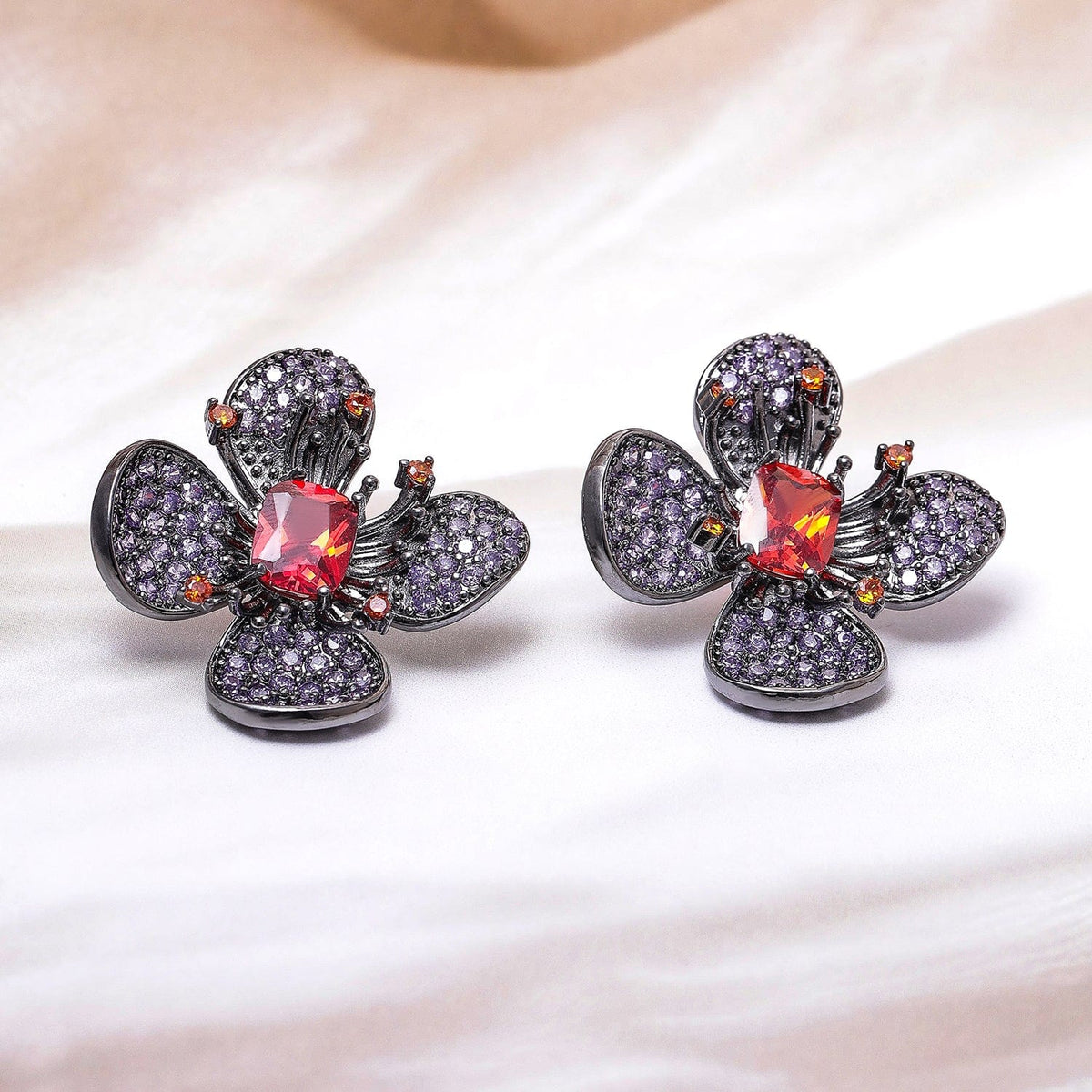 American Diamond Zirconia Ruby Stud Earrings フリーサイズ