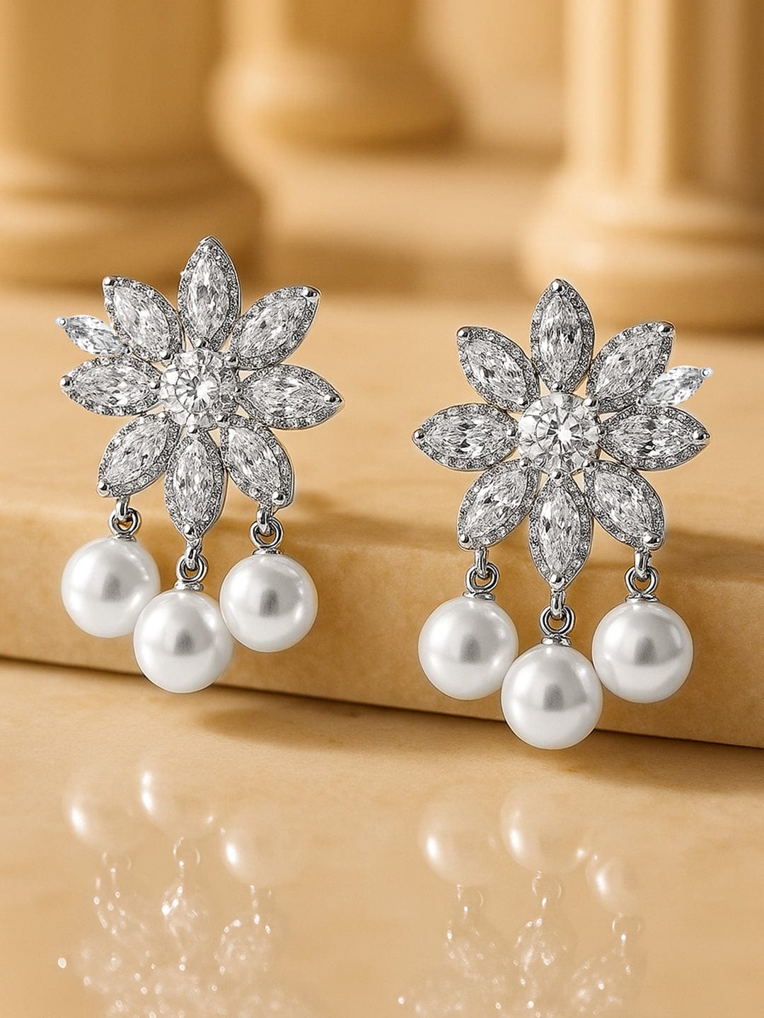 Opulent Bloom American Diamond Zirconia Pearl Drop Earrings フリーサイズ