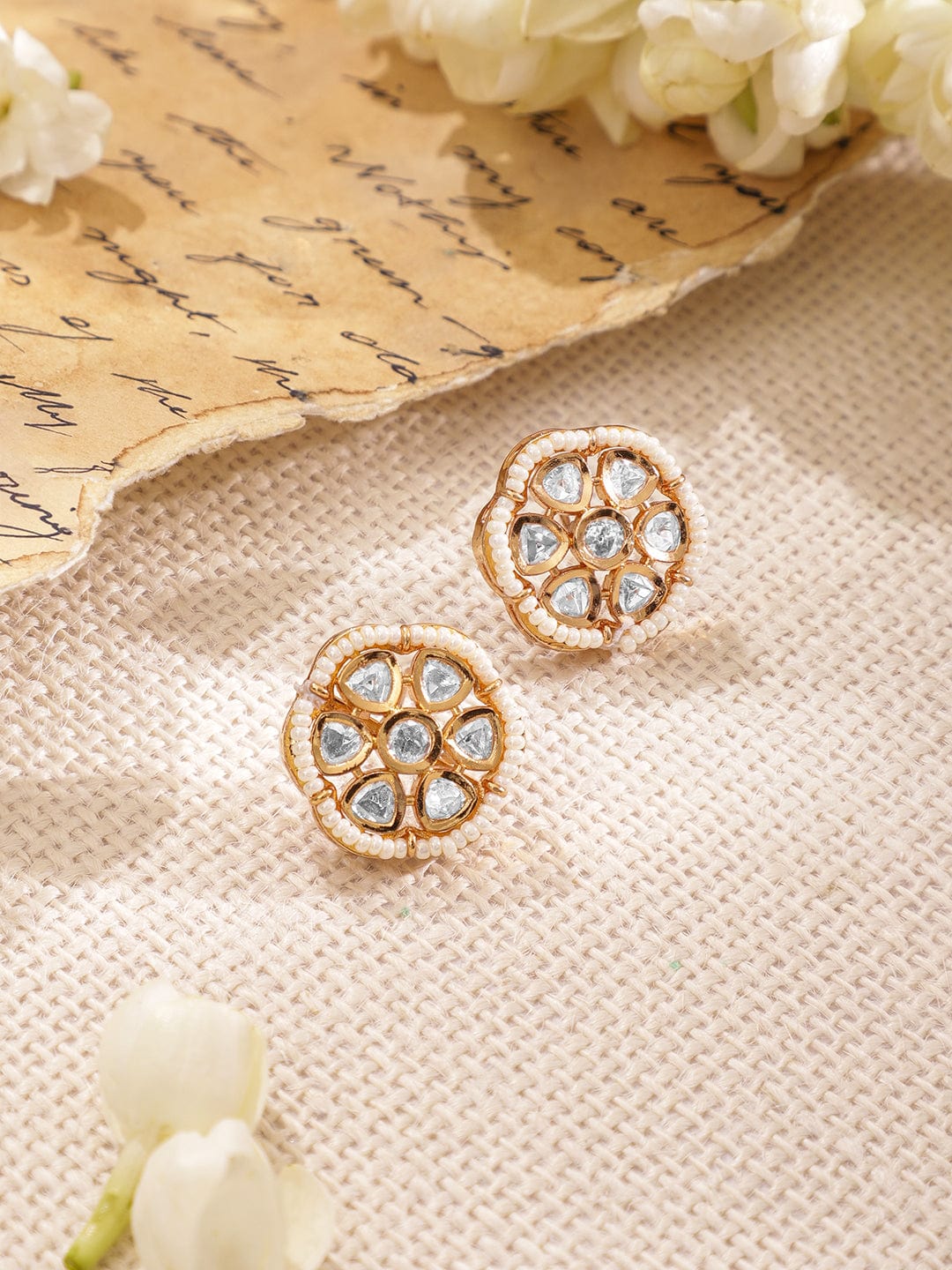 Moon Petals Kundan Pendant Set Gold